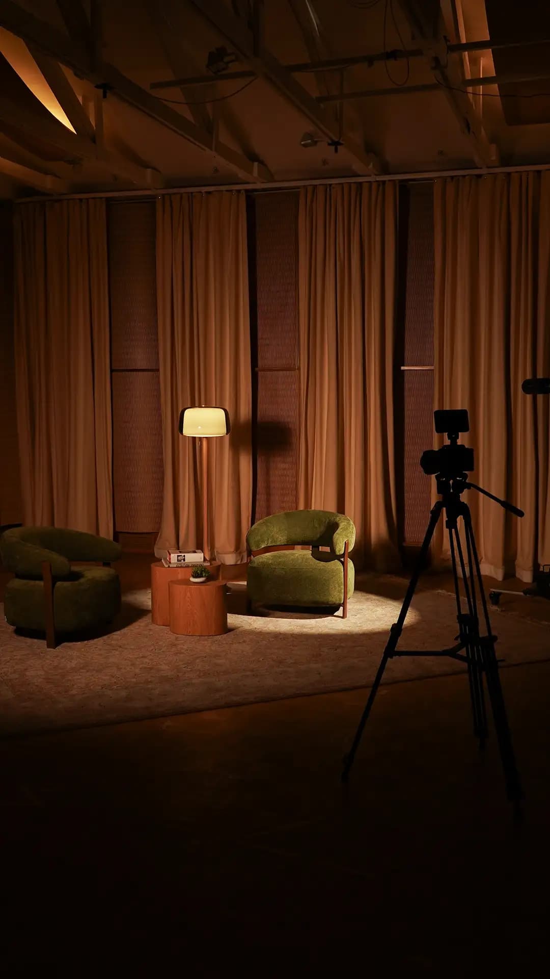 Hall Studio Mobile